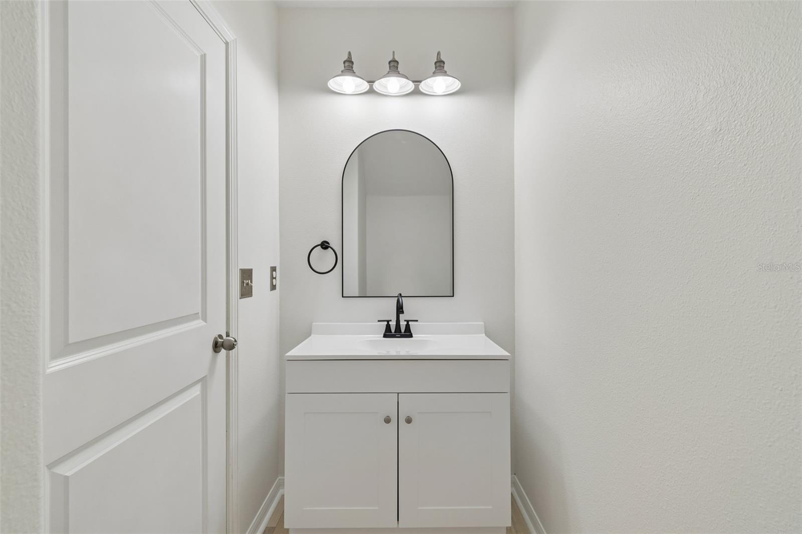 Image 15 of 49 For 4901 Grist Mill Court