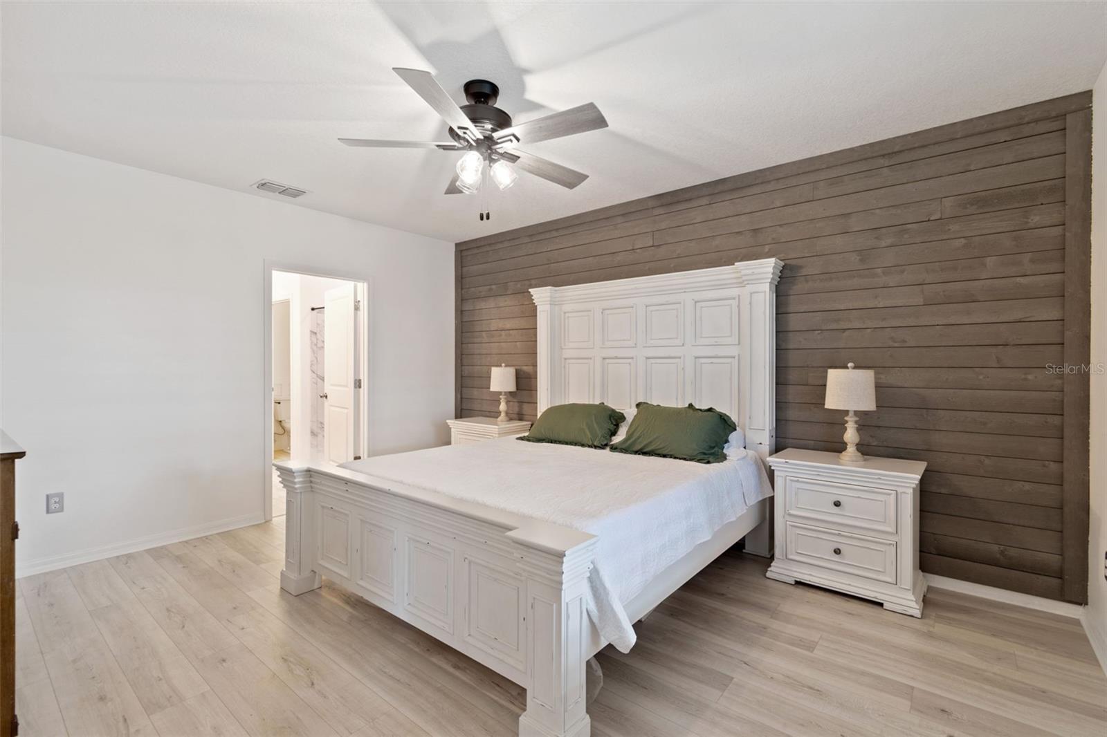 Image 17 of 49 For 4901 Grist Mill Court