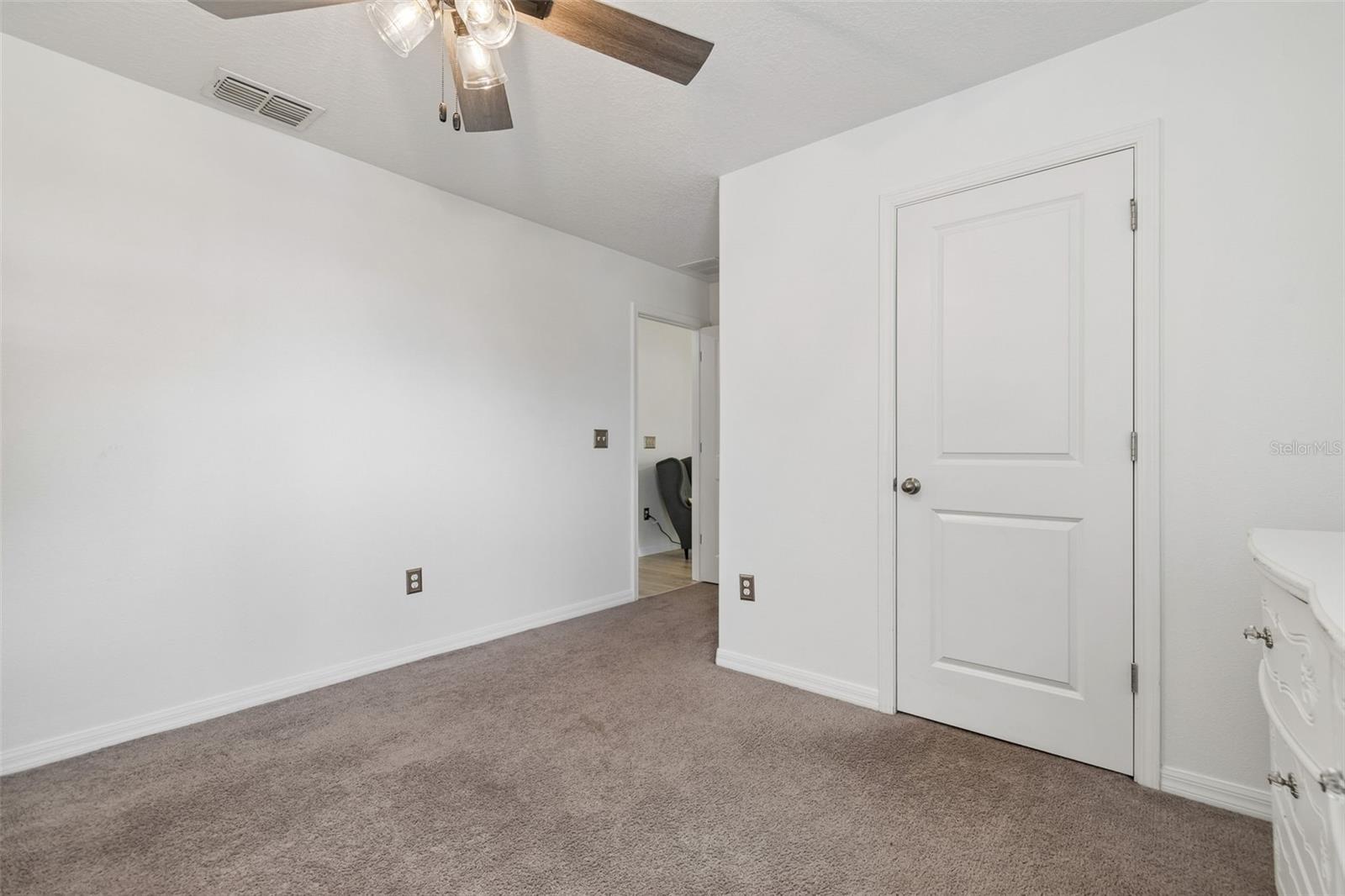 Image 38 of 49 For 4901 Grist Mill Court