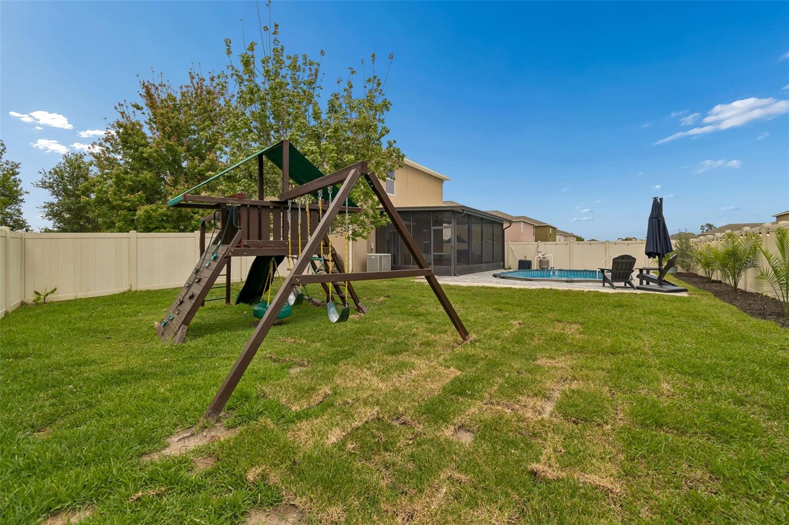 Image 43 of 49 For 4901 Grist Mill Court