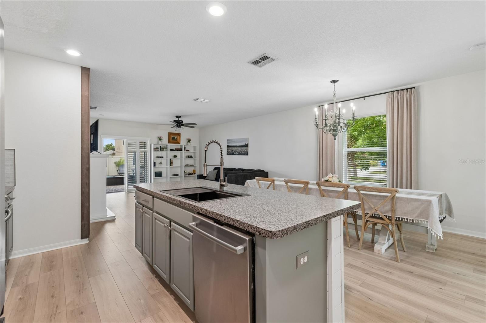 Image 9 of 49 For 4901 Grist Mill Court