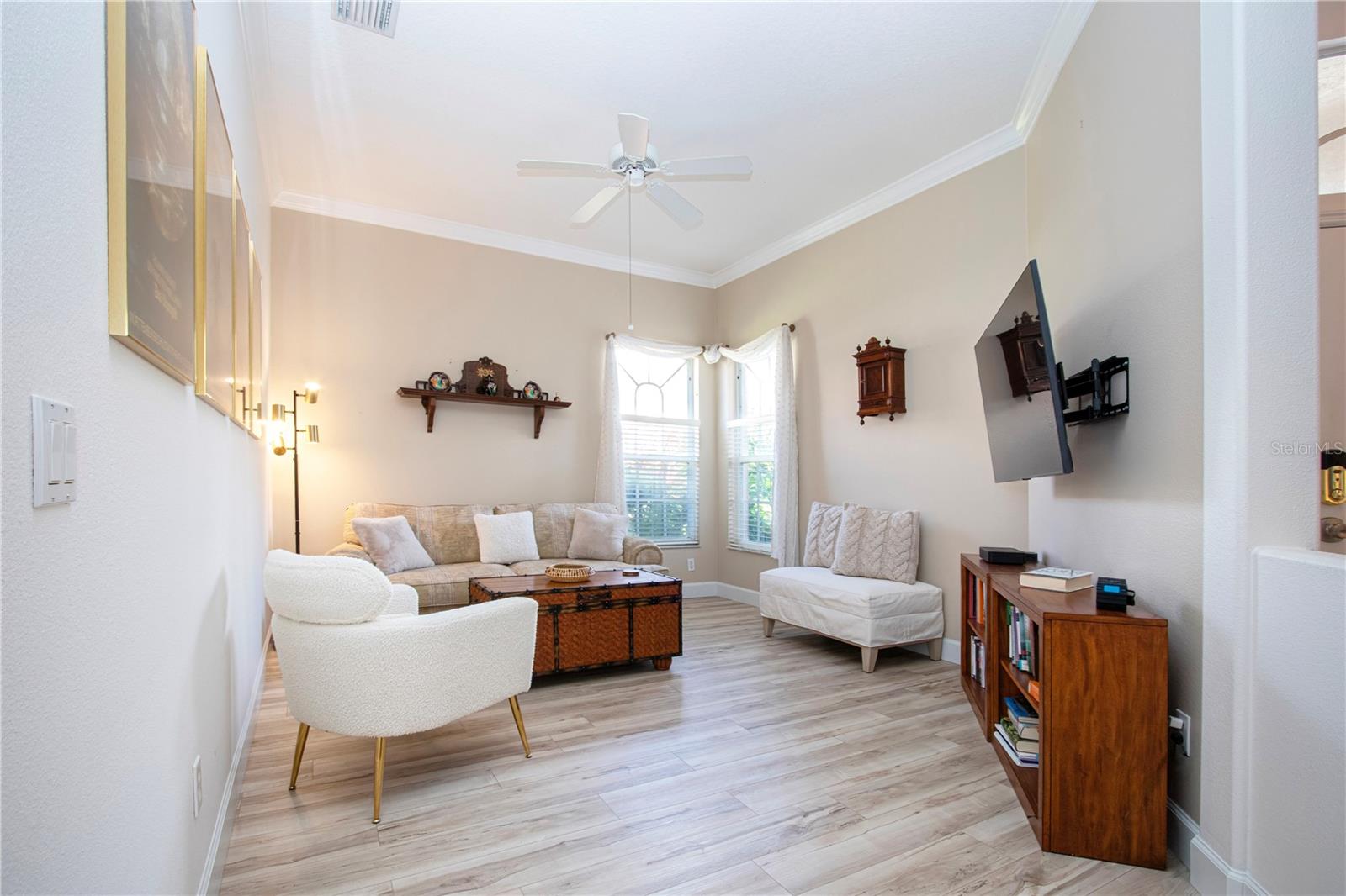 Image 11 of 56 For 9448 Forest Hills Circle