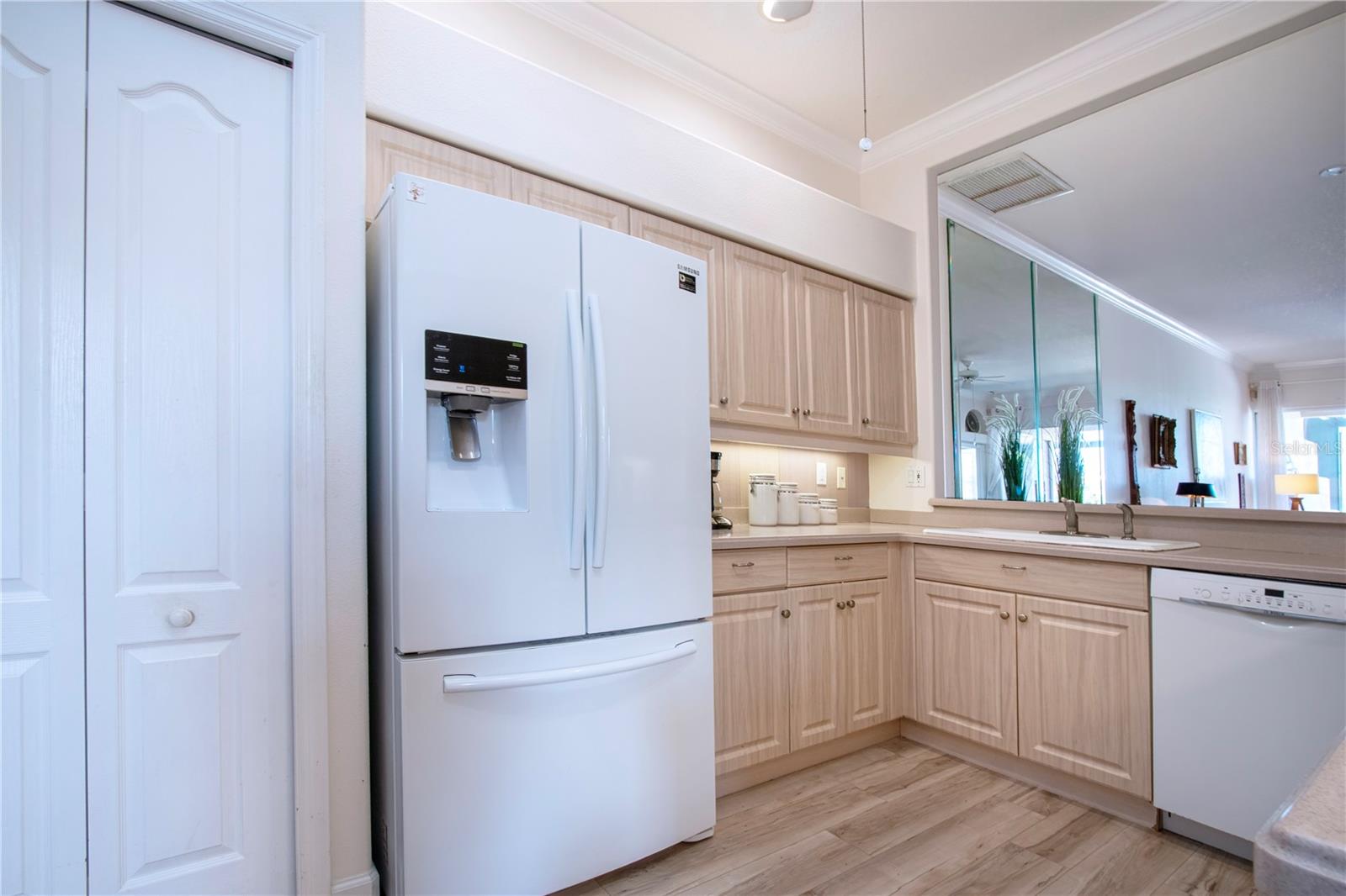 Image 24 of 56 For 9448 Forest Hills Circle