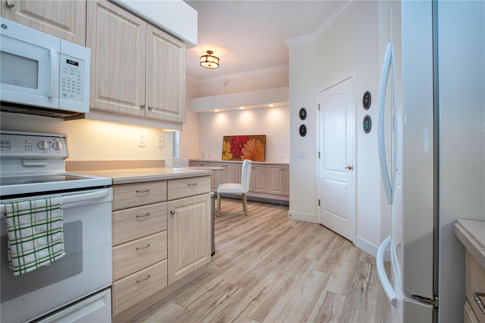 Image 26 of 56 For 9448 Forest Hills Circle