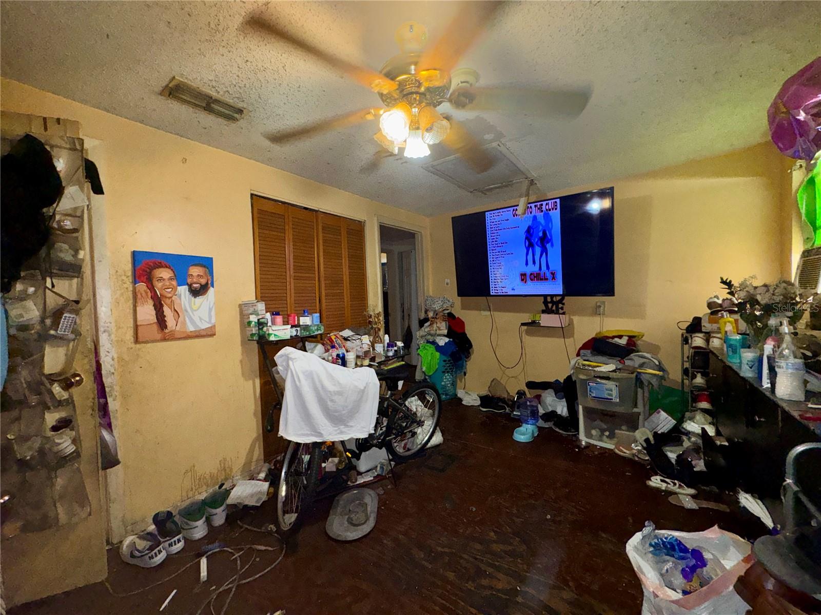 Image 19 of 35 For 6726 Timberlane Drive