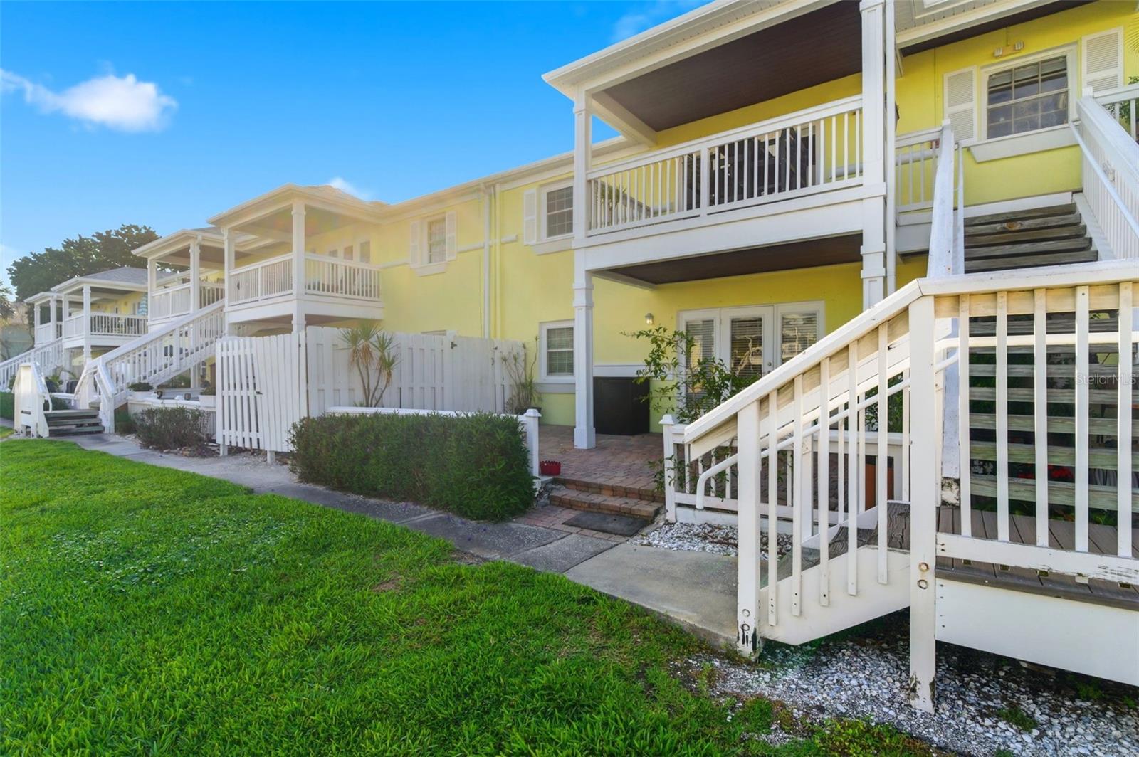 Image 28 of 66 For 5174 Beach Drive Se D