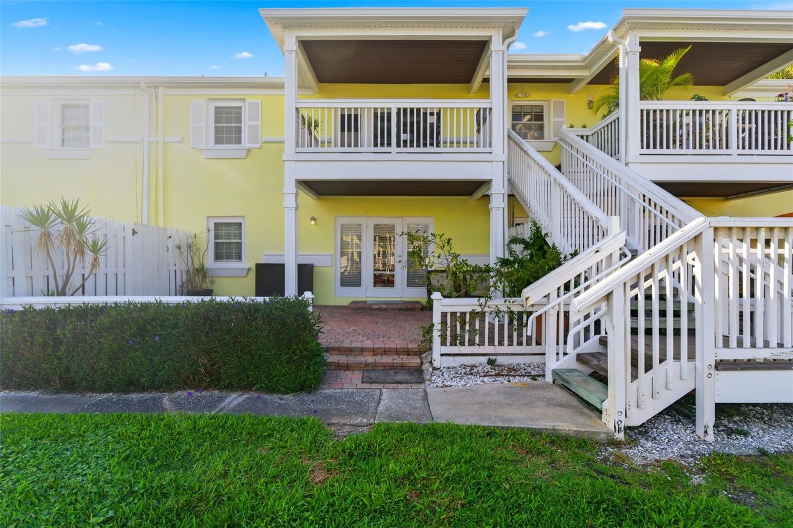 Image 30 of 66 For 5174 Beach Drive Se D