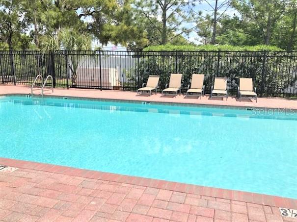 Image 3 of 9 For 1506 Hillview Lane