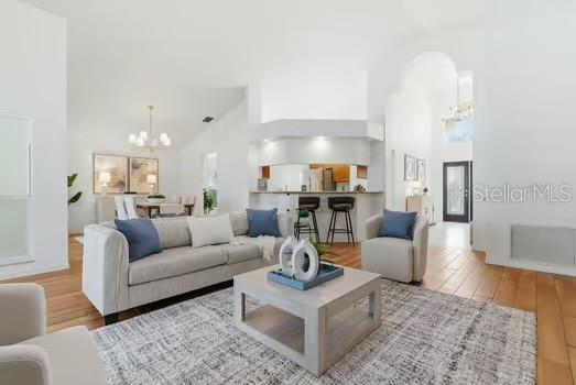 Image 8 of 47 For 4308 Avenue Cannes