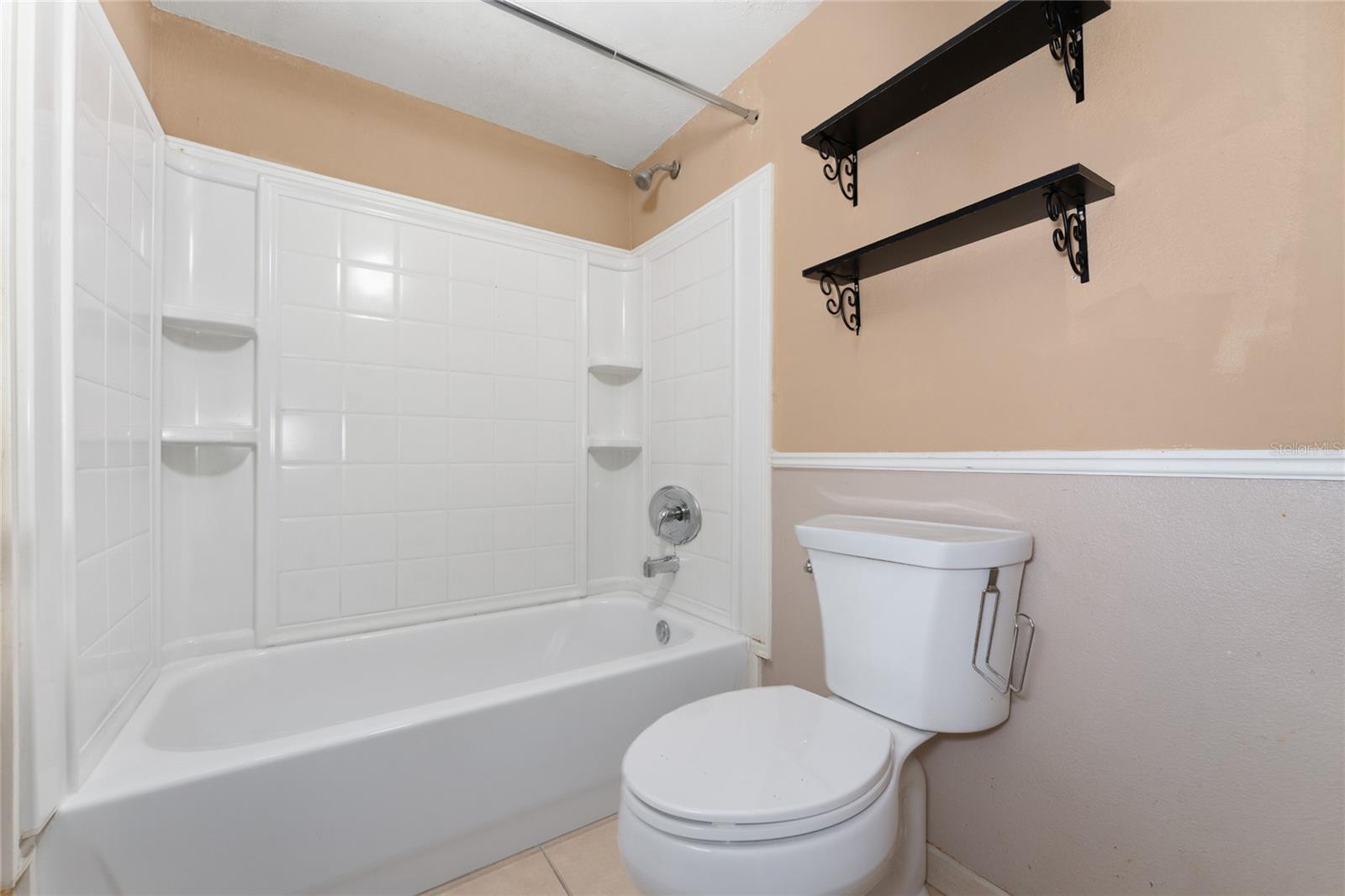 Image 10 of 22 For 1918 Conway Road 9