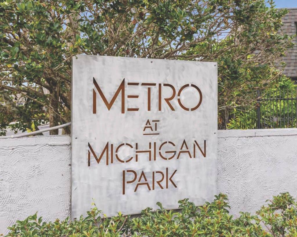 Image 2 of 22 For 1918 Conway Road 9