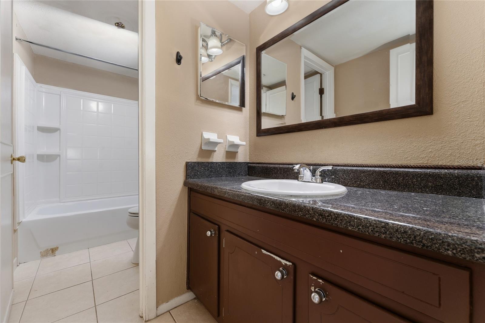 Image 9 of 22 For 1918 Conway Road 9