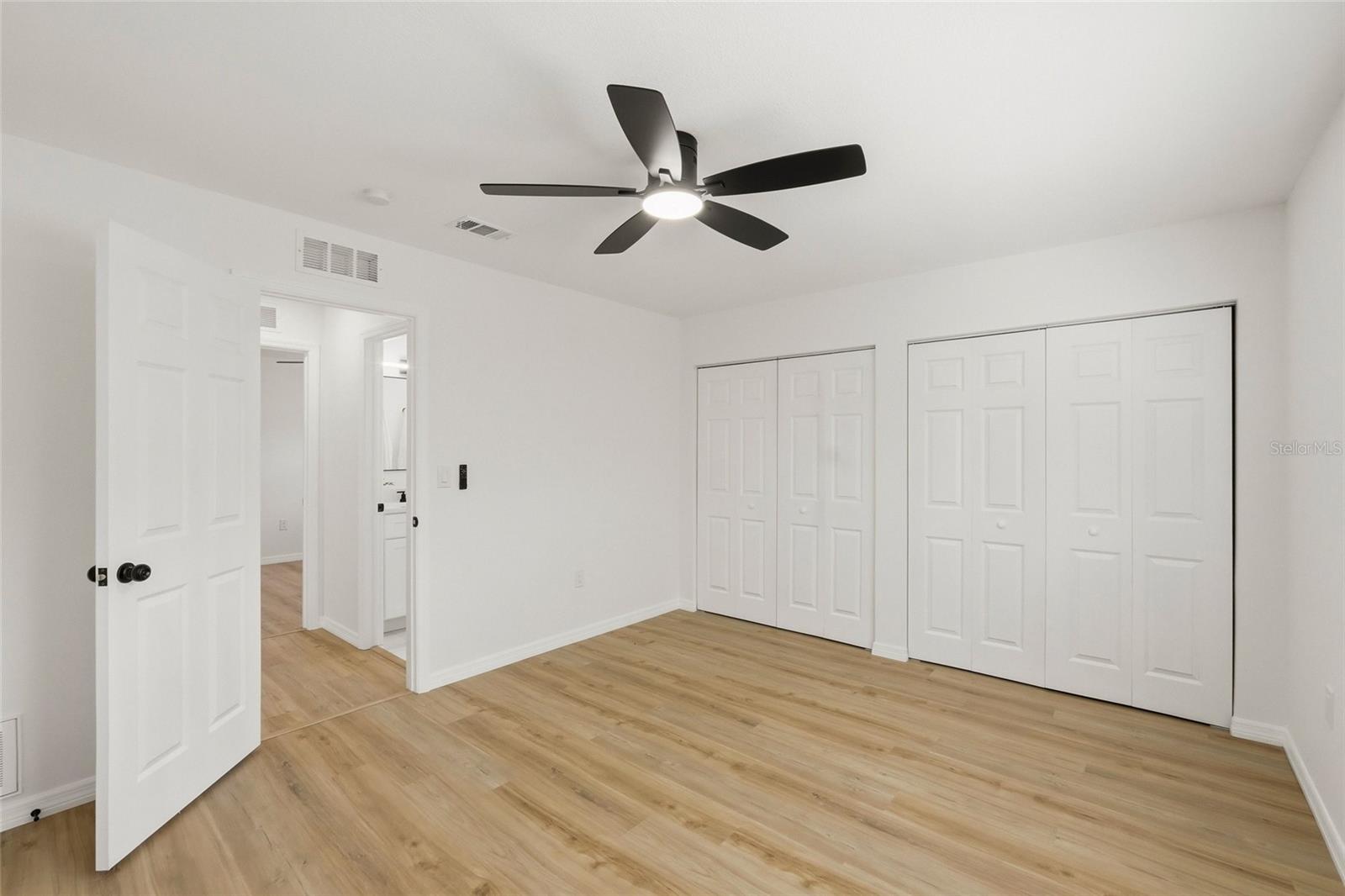 Image 21 of 27 For 2490 Grove Ridge Drive