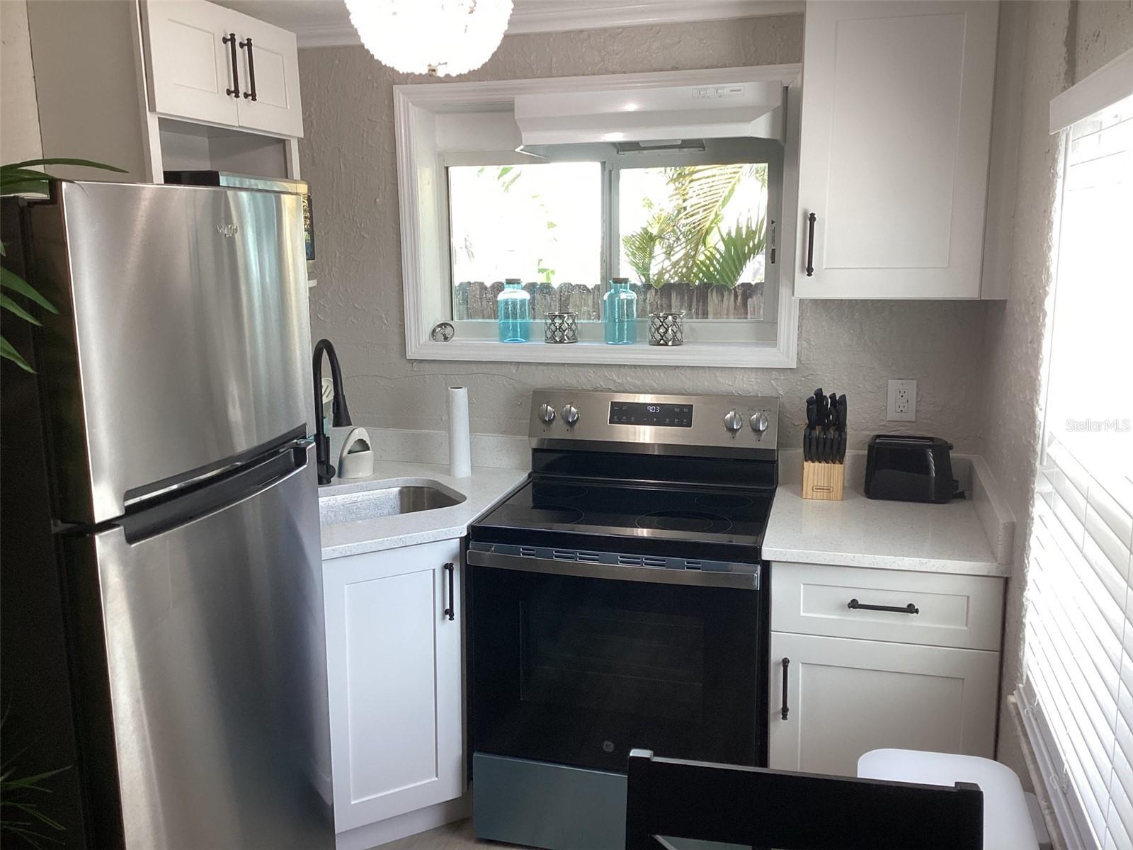 Image 8 of 20 For 13121 4th Street E 2