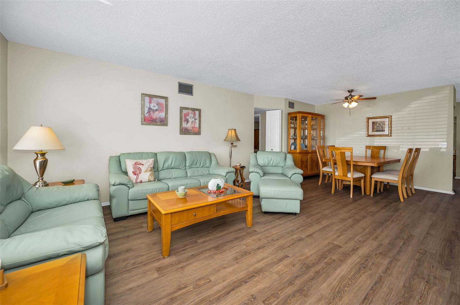 Image 18 of 100 For 2404 Florentine Way 20