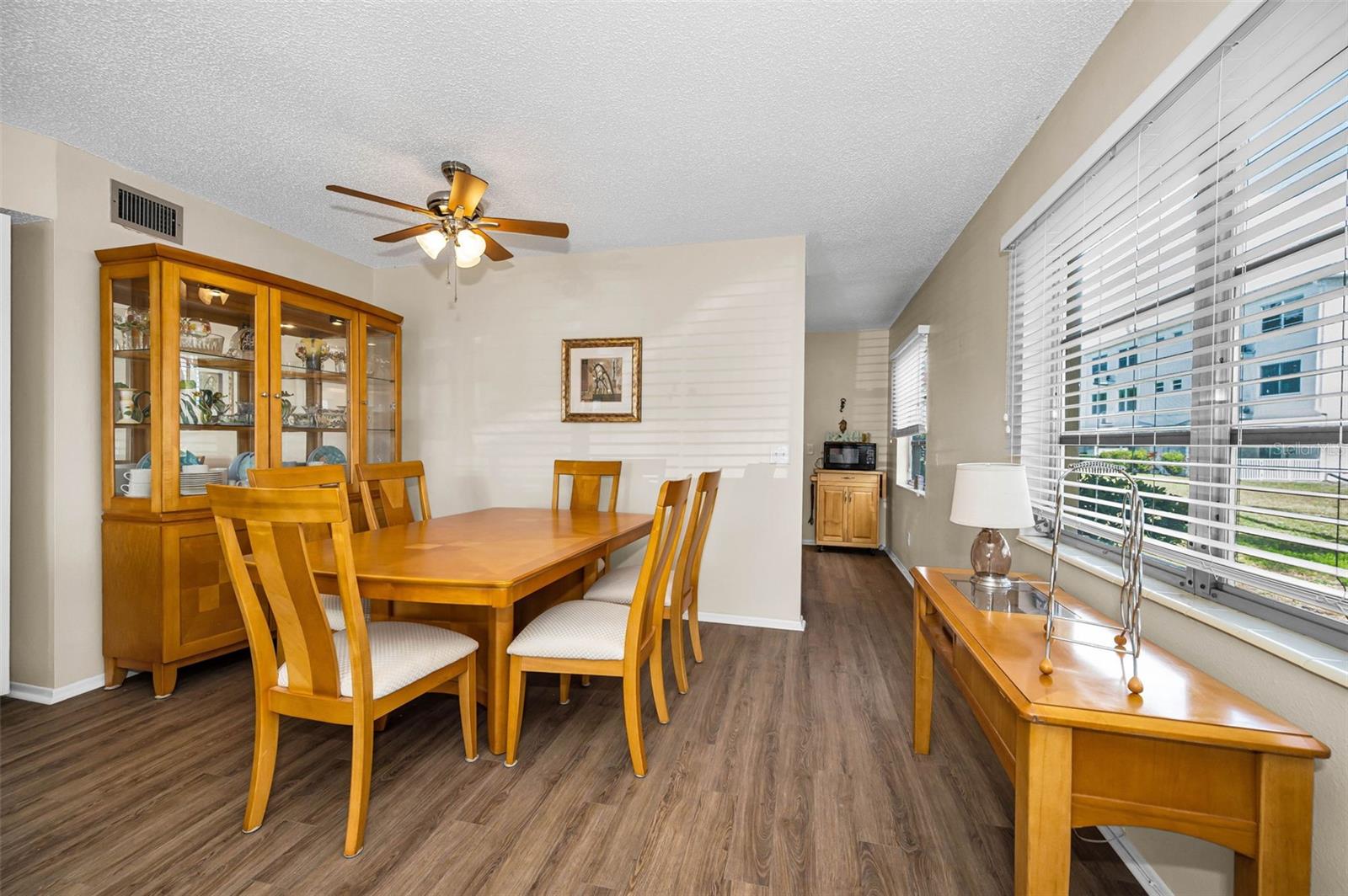 Image 20 of 100 For 2404 Florentine Way 20