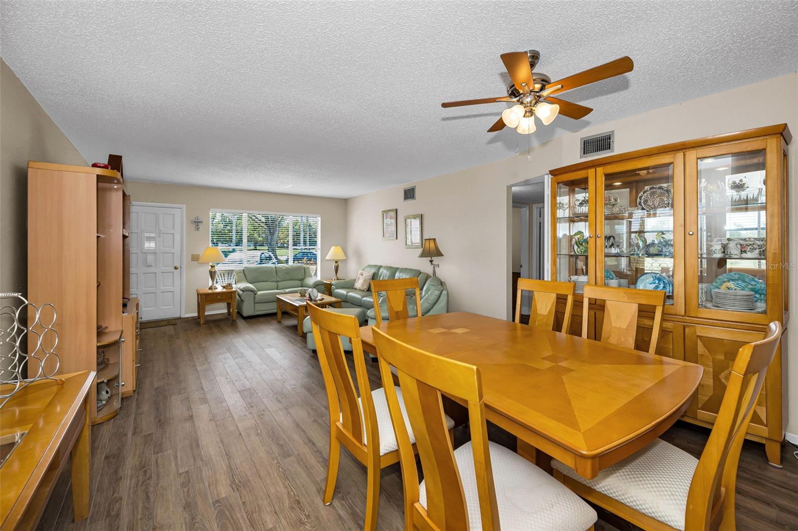 Image 23 of 100 For 2404 Florentine Way 20