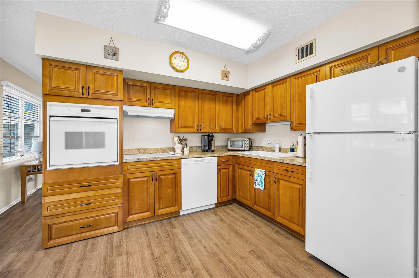 Image 24 of 100 For 2404 Florentine Way 20