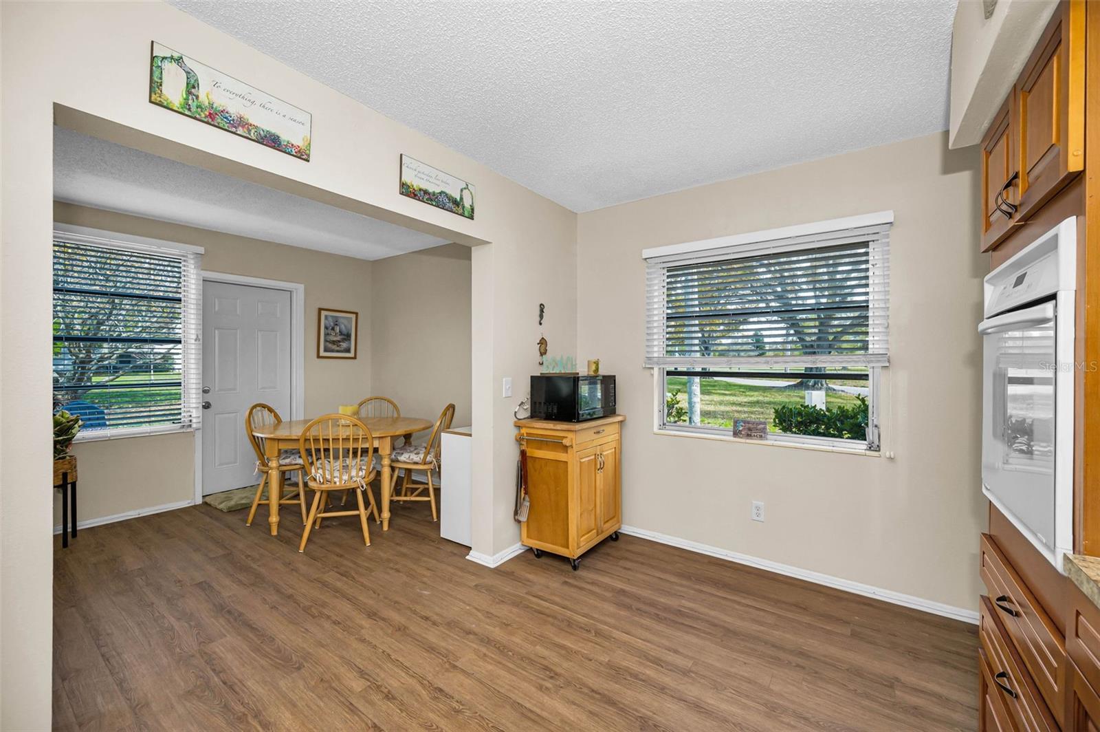 Image 27 of 100 For 2404 Florentine Way 20