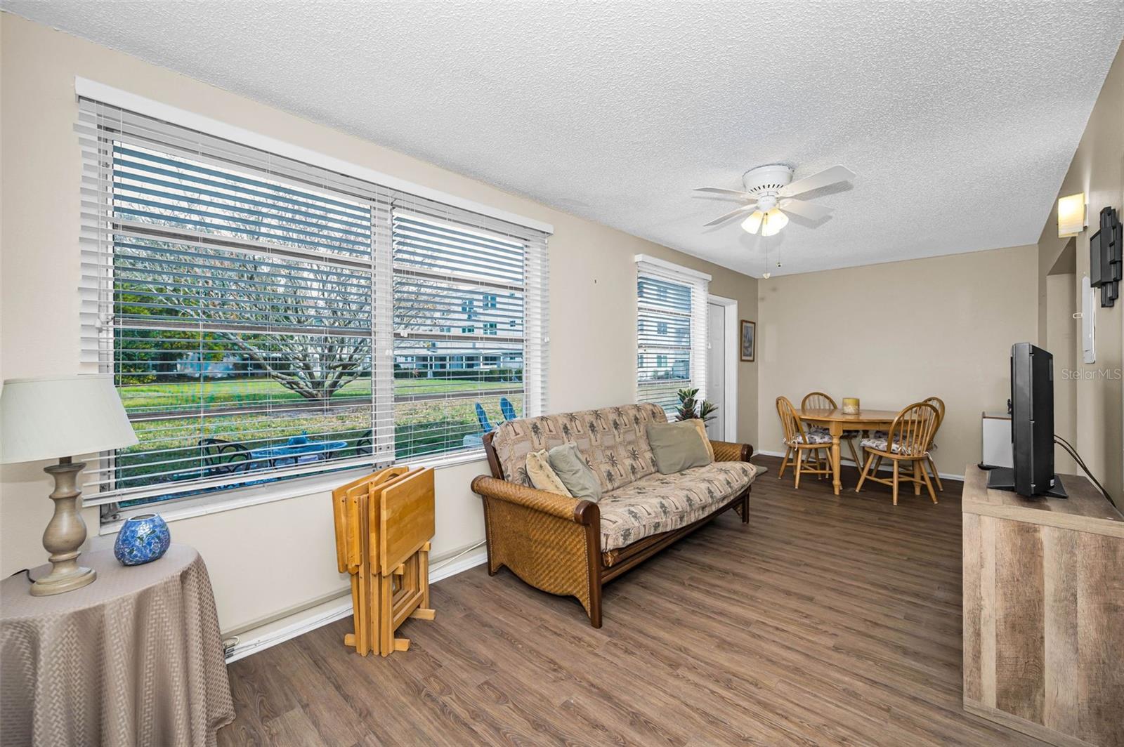 Image 30 of 100 For 2404 Florentine Way 20