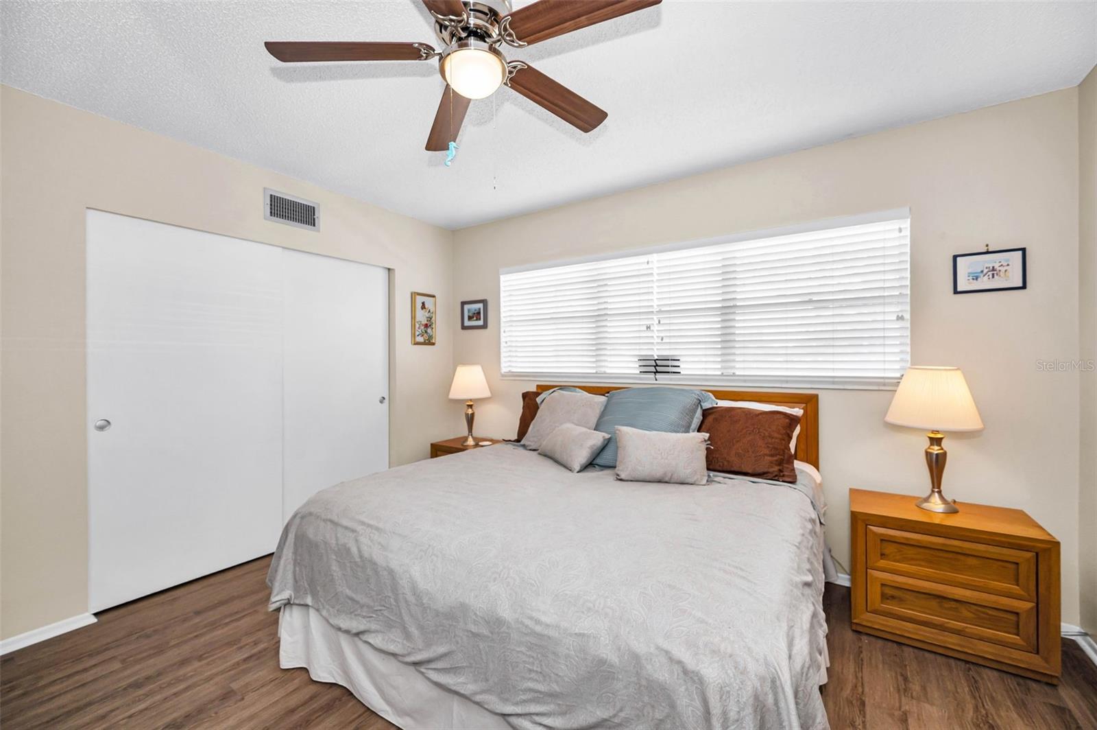 Image 43 of 100 For 2404 Florentine Way 20