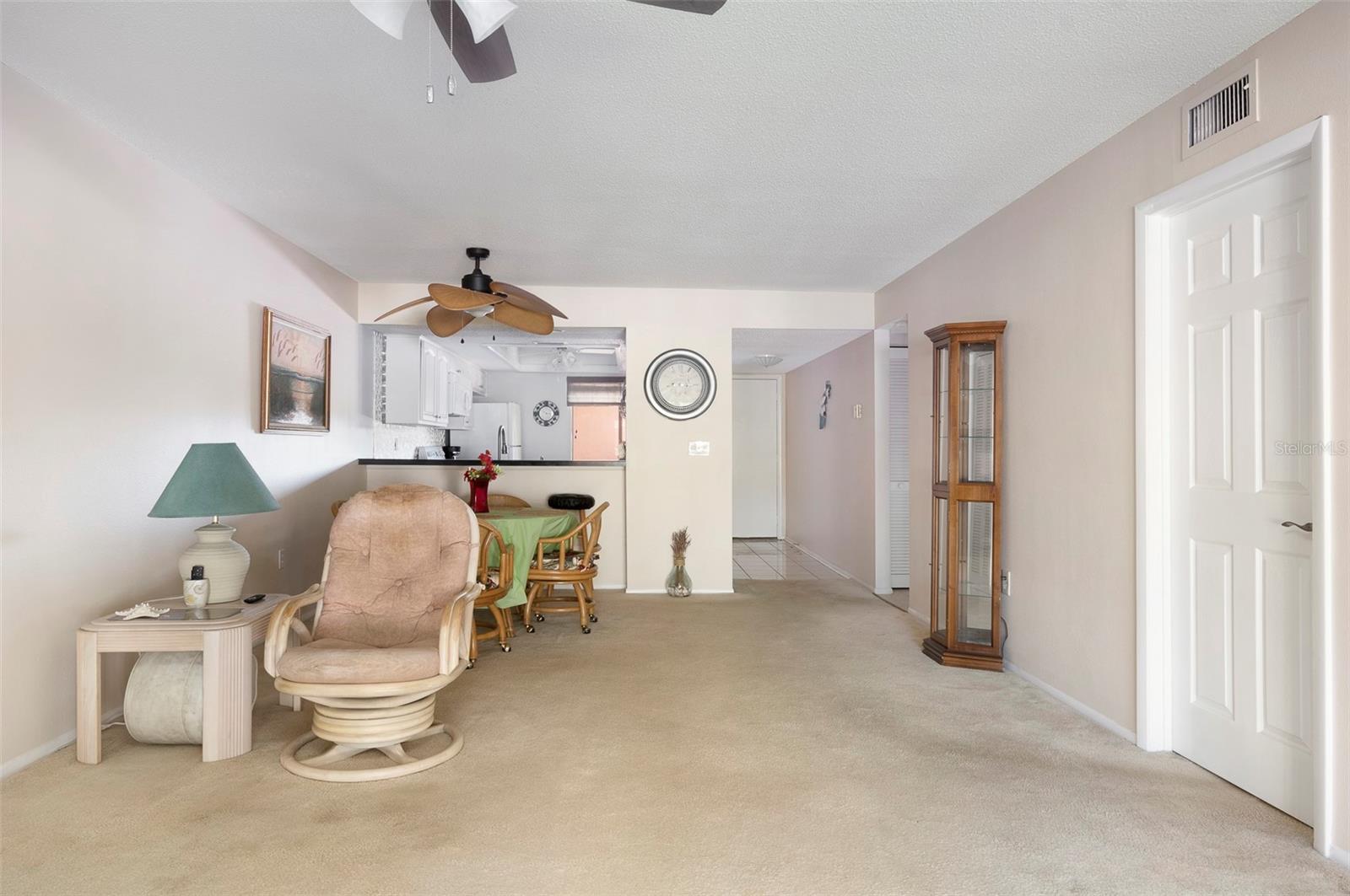 Image 12 of 31 For 110 Lakeside Court 110