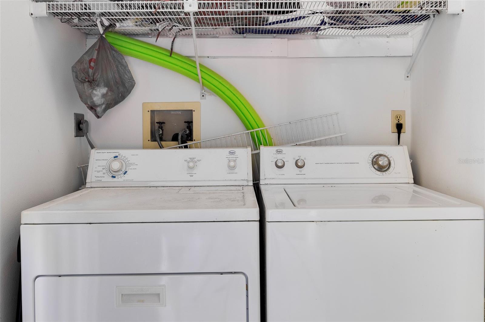 Image 13 of 31 For 110 Lakeside Court 110