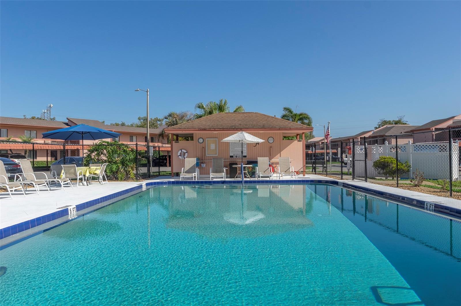 Image 29 of 31 For 110 Lakeside Court 110