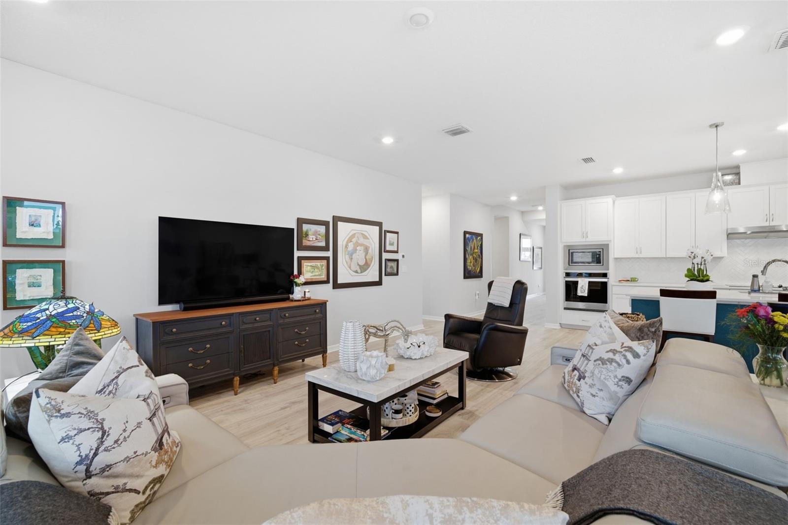 Image 11 of 67 For 31477 Westbury Estates Avenue