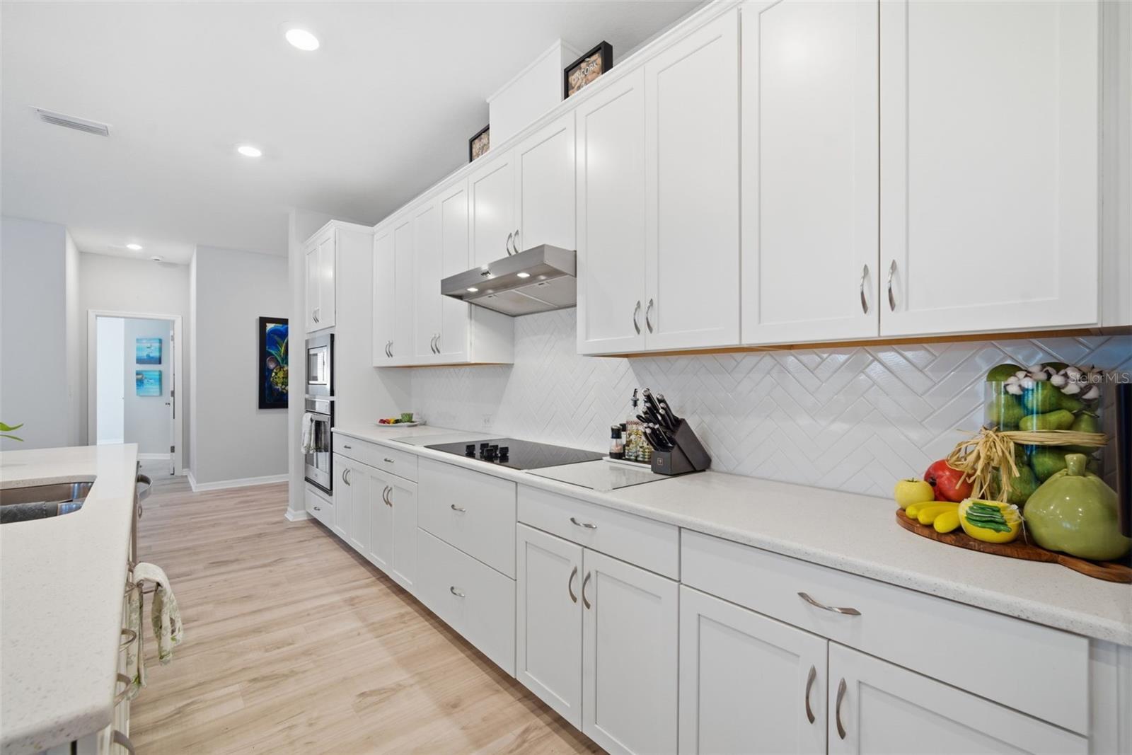 Image 17 of 67 For 31477 Westbury Estates Avenue