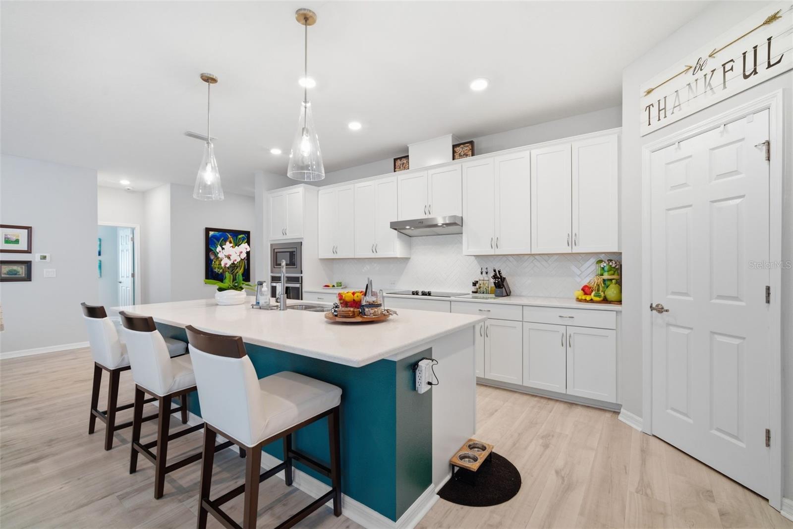 Image 19 of 67 For 31477 Westbury Estates Avenue