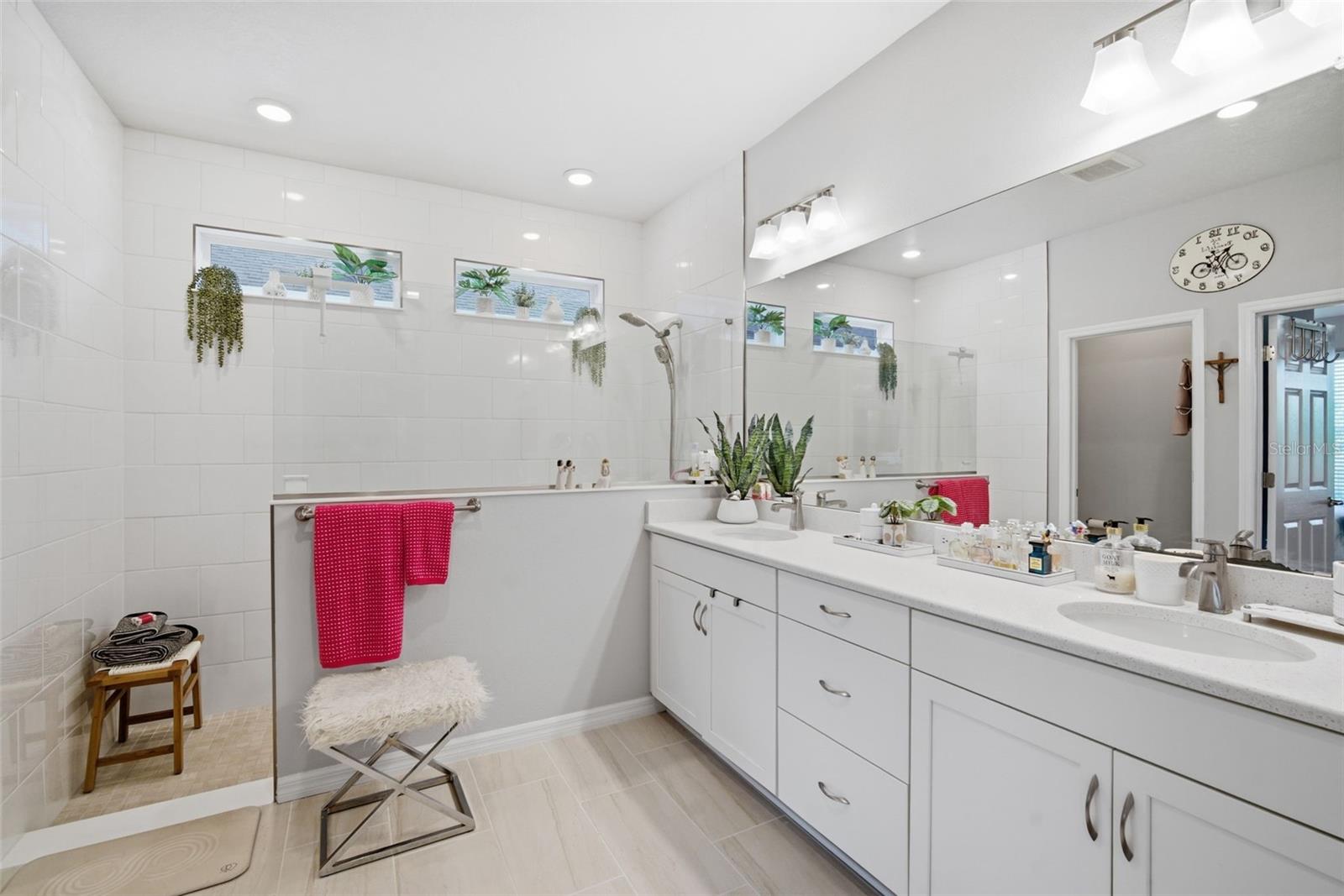 Image 40 of 67 For 31477 Westbury Estates Avenue