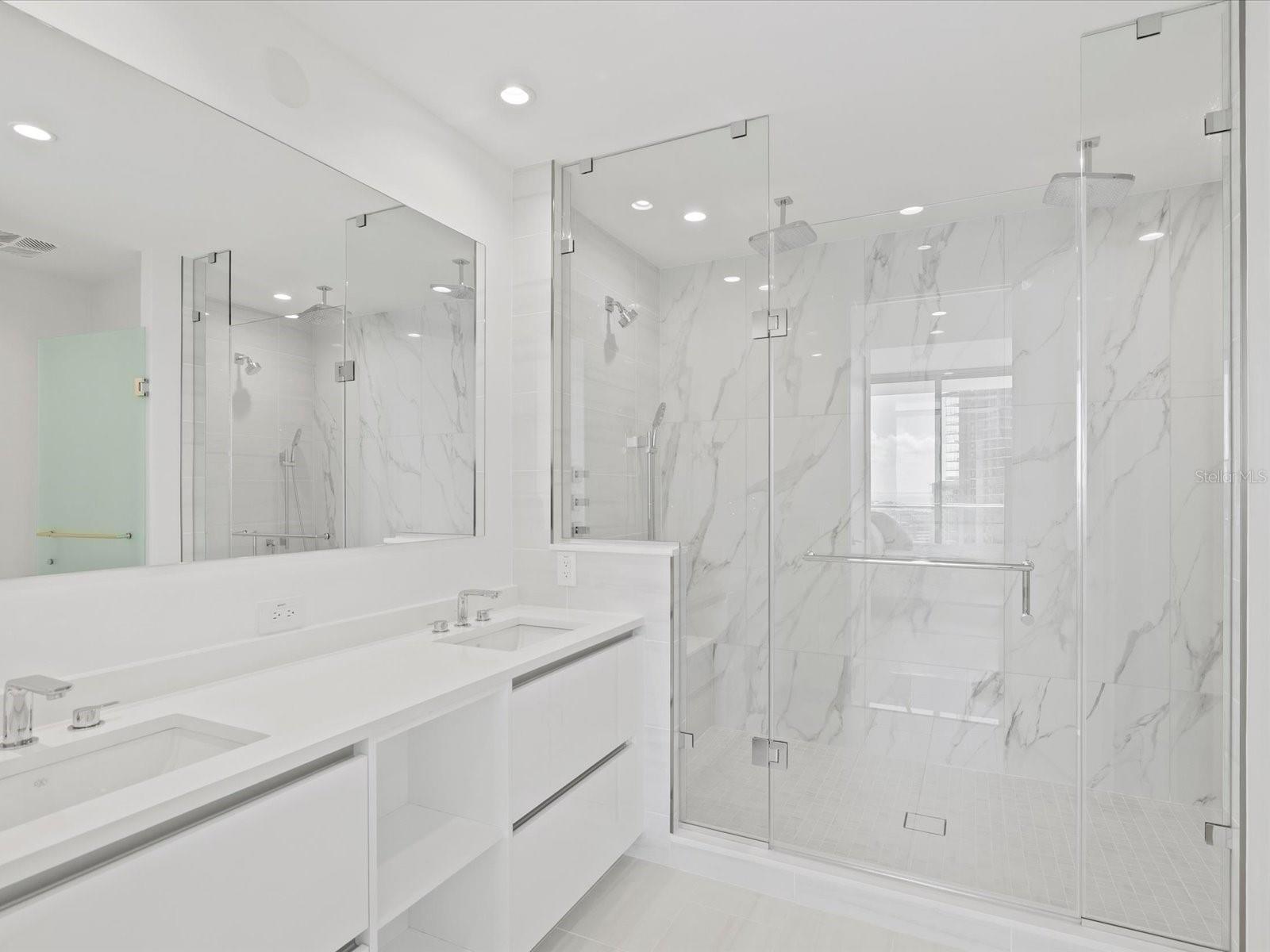 Image 17 of 56 For 400 Central Avenue 1603