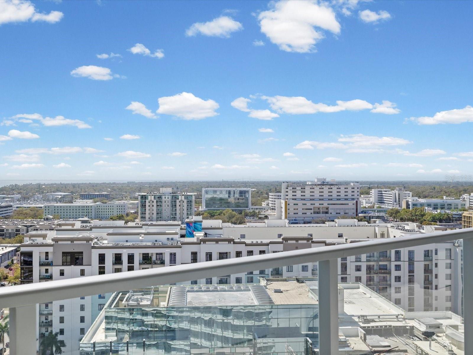 Image 24 of 56 For 400 Central Avenue 1603