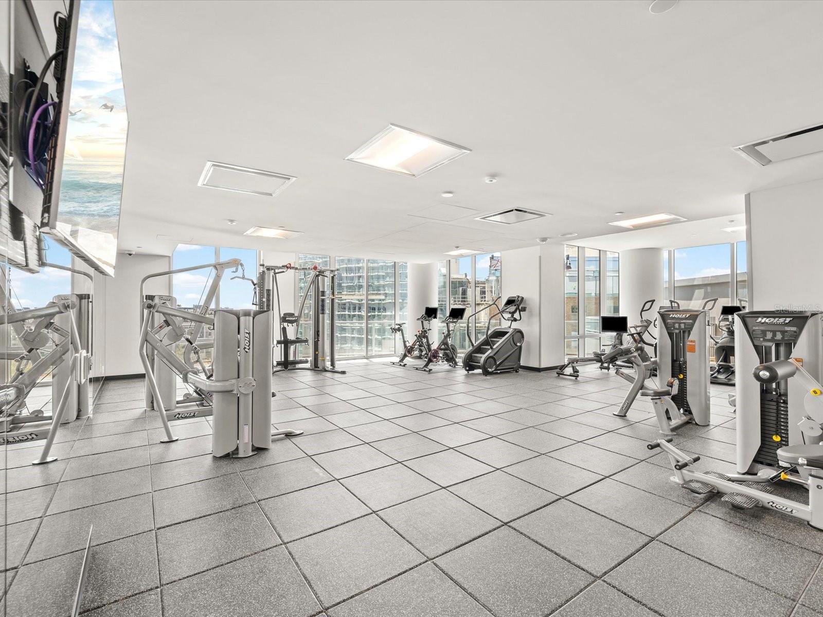 Image 25 of 56 For 400 Central Avenue 1603