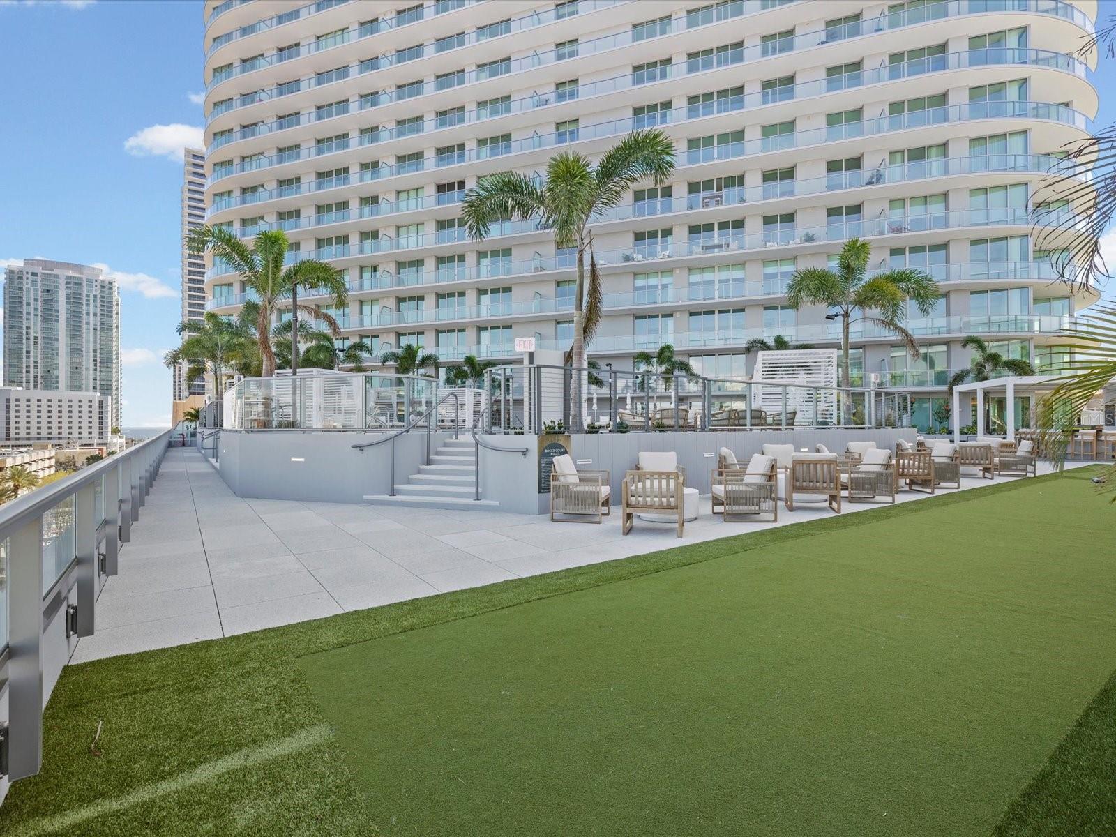 Image 43 of 56 For 400 Central Avenue 1603