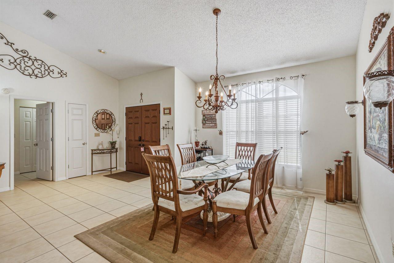 Image 11 of 98 For 2104 Haydon Court