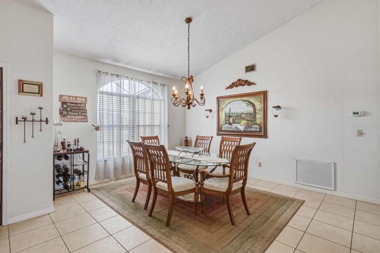 Image 12 of 98 For 2104 Haydon Court