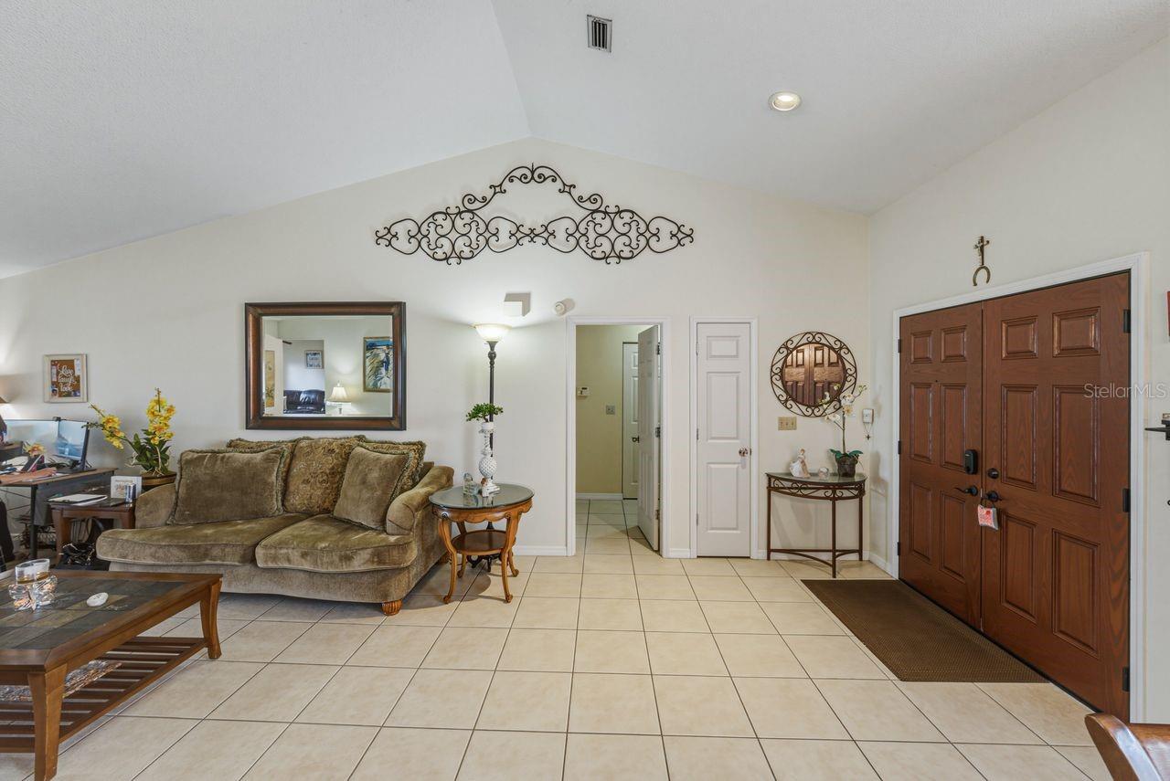 Image 17 of 98 For 2104 Haydon Court