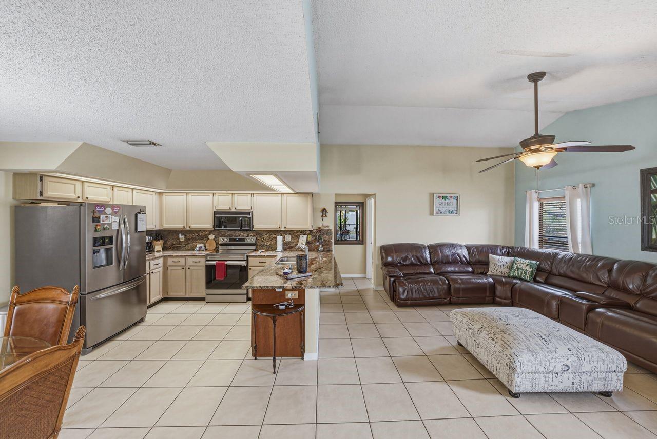 Image 28 of 98 For 2104 Haydon Court