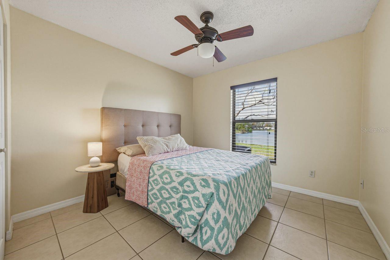 Image 44 of 98 For 2104 Haydon Court