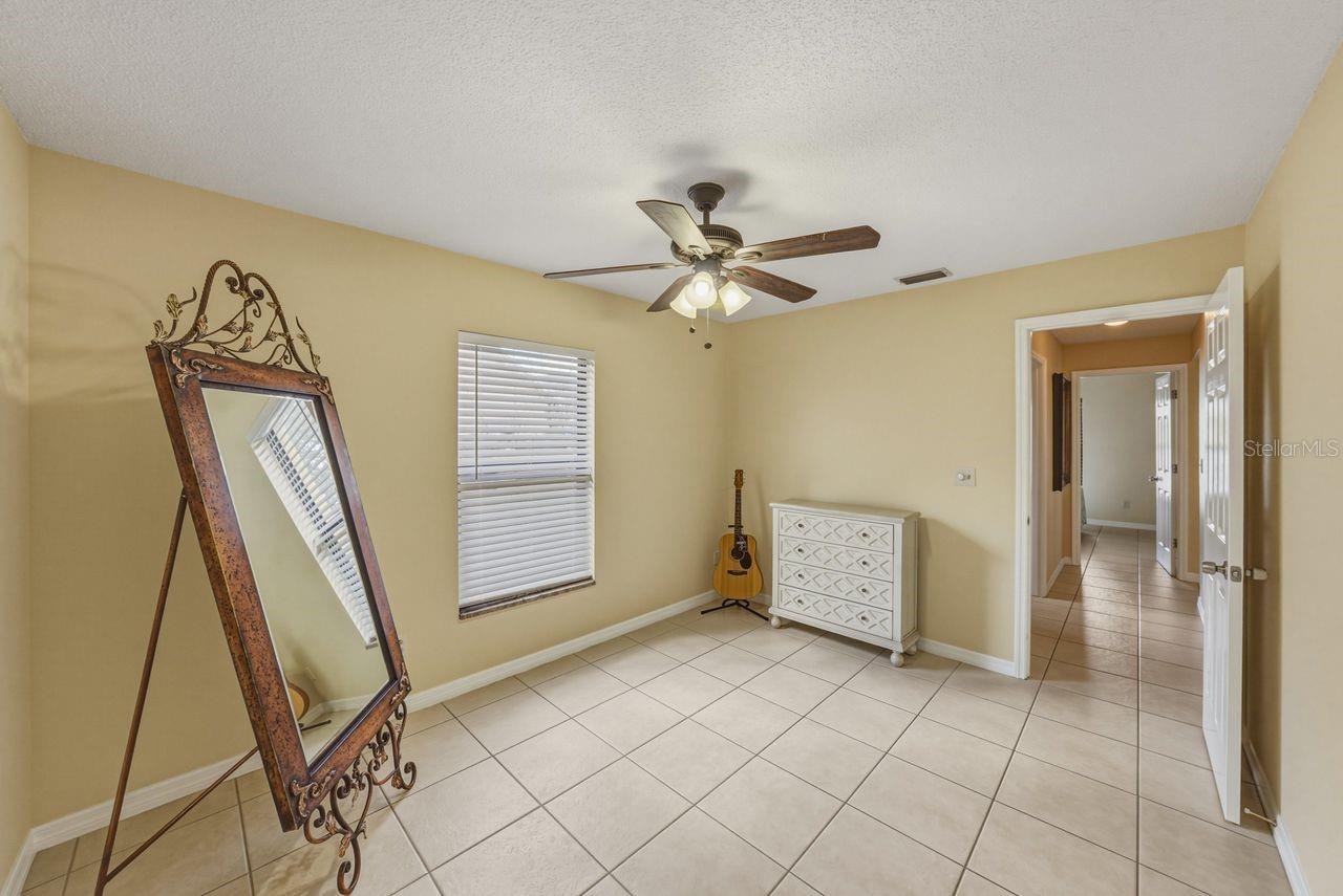 Image 51 of 98 For 2104 Haydon Court