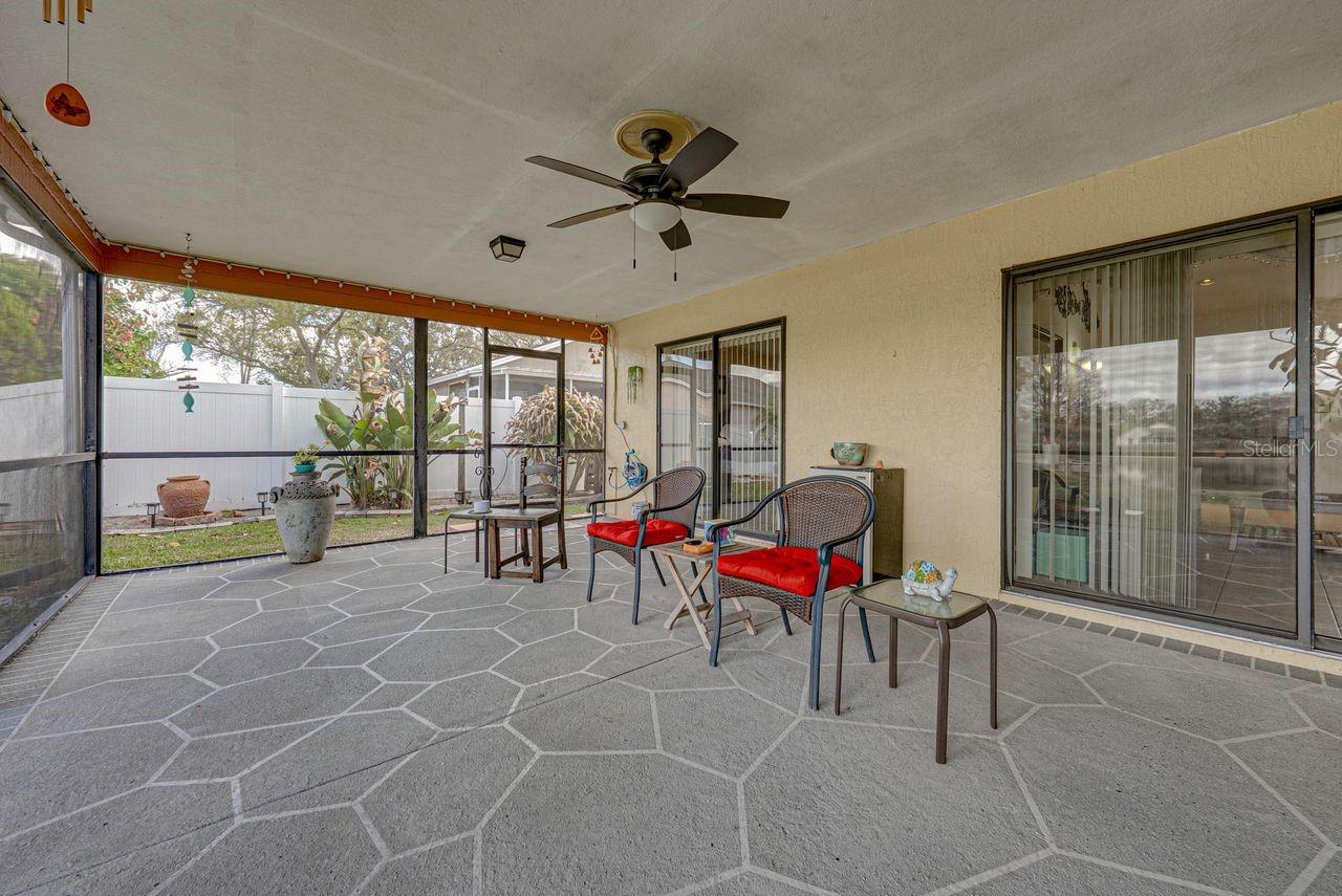 Image 57 of 98 For 2104 Haydon Court