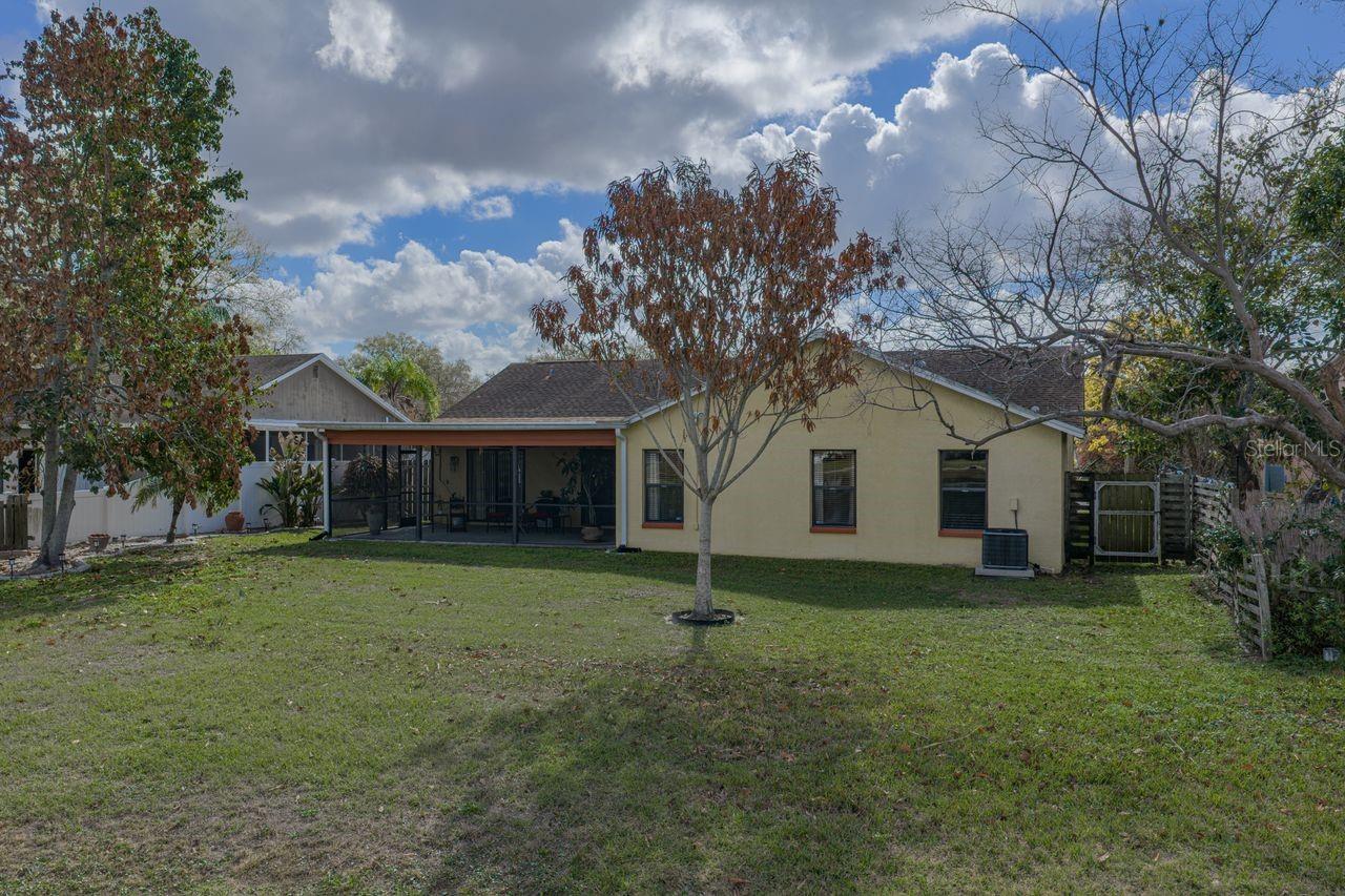 Image 61 of 98 For 2104 Haydon Court