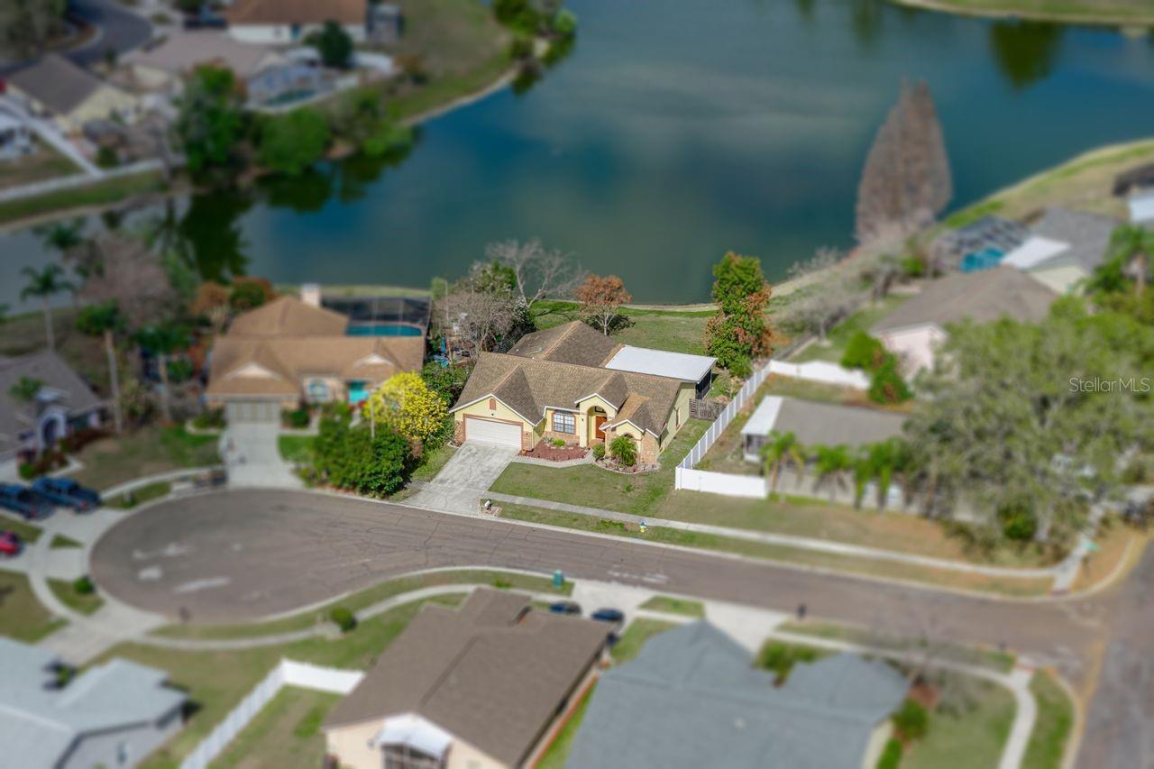 Image 79 of 98 For 2104 Haydon Court