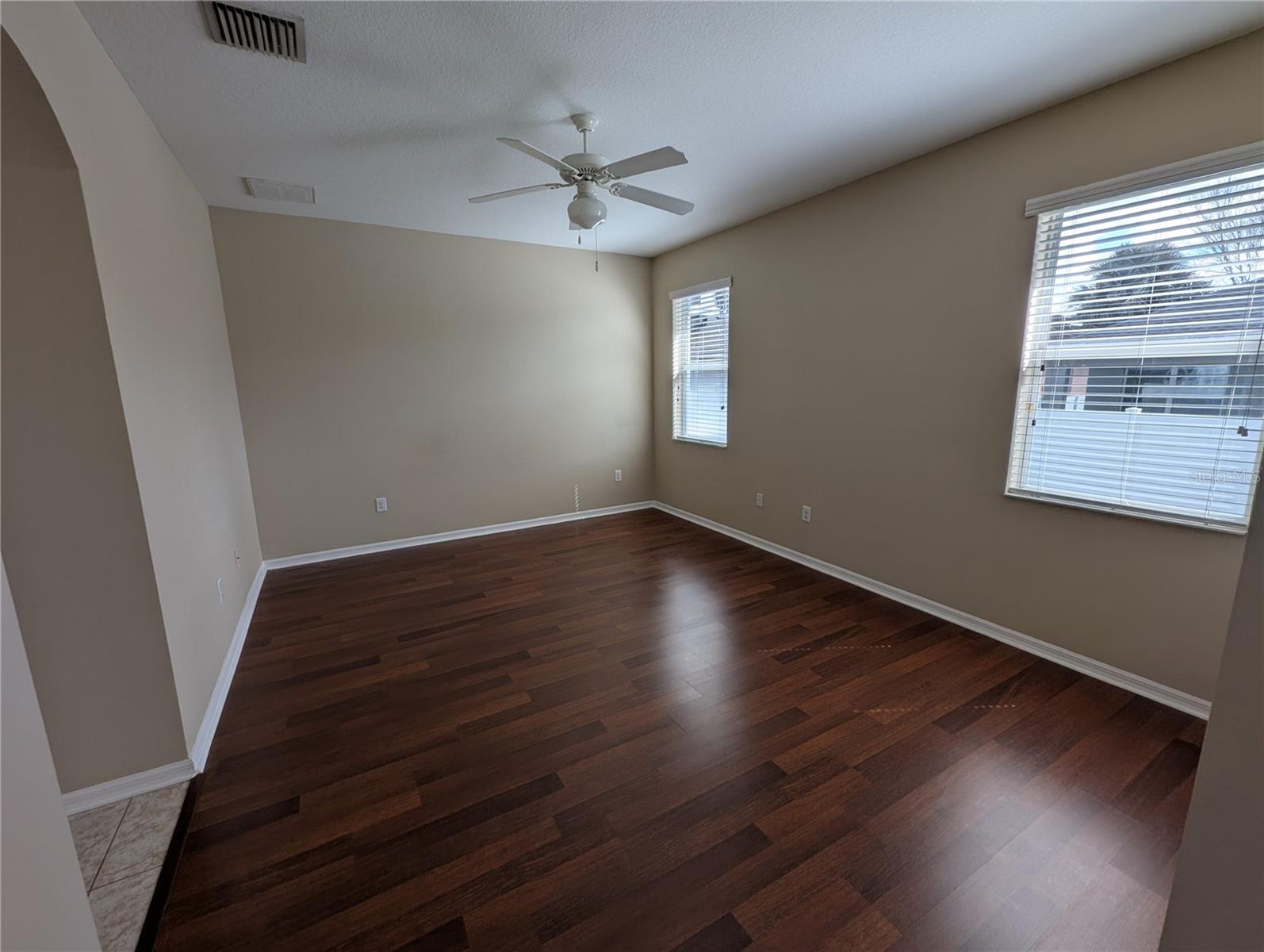 Listing photo id 20 for 12717 Avelar Creek Drive