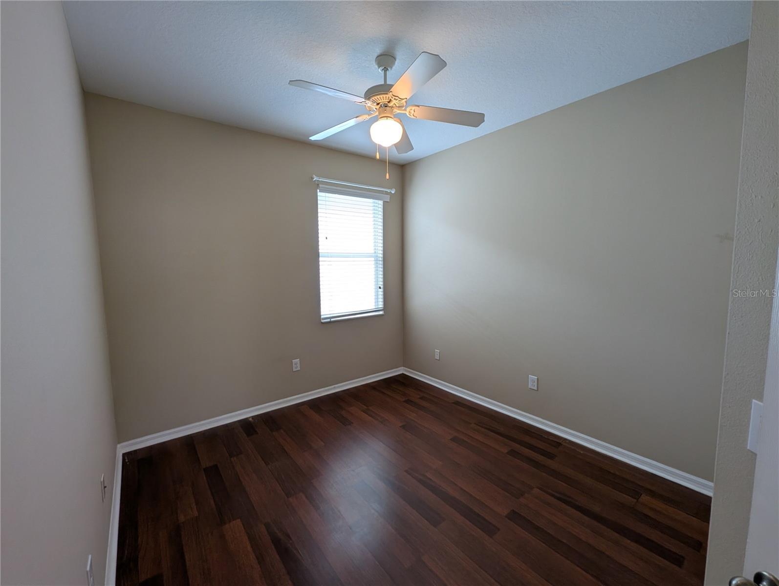 Listing photo id 32 for 12717 Avelar Creek Drive