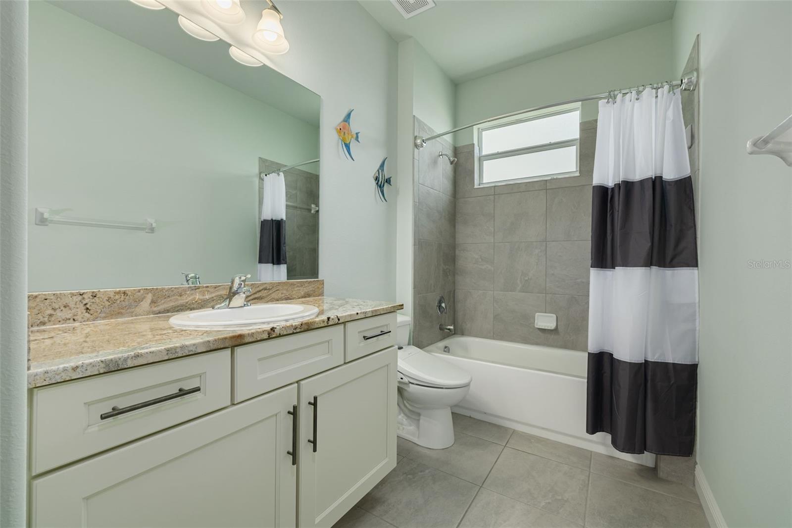 Image 23 of 36 For 1509 River Circle