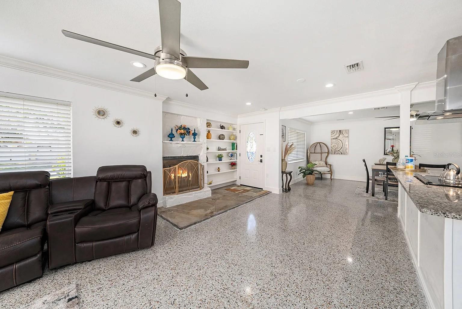 Image 13 of 26 For 8017 Dell Drive