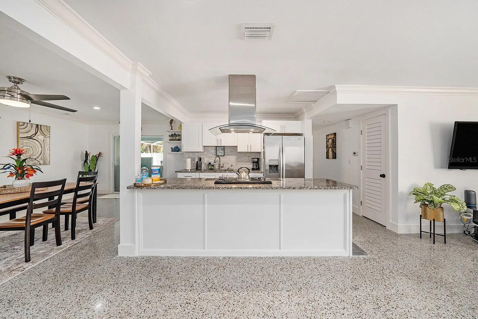 Image 14 of 26 For 8017 Dell Drive